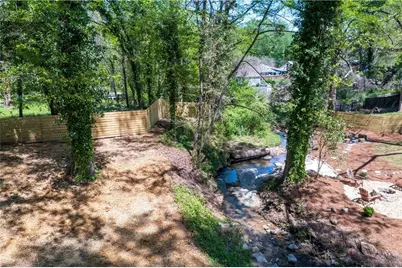 1677 North Avenue NW, Atlanta, GA 30318 - Photo 16