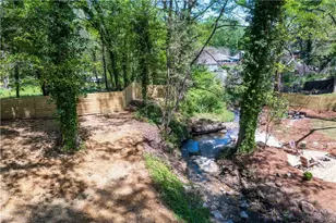 1677 North Ave NW, Atlanta, GA 30318 - Photo 16