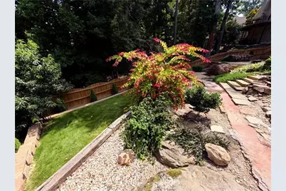 135 N Clublands Court, Johns Creek, GA 30022 - Photo 10