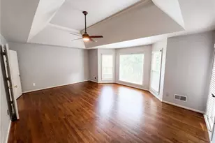 135 N Clublands Ct, Johns Creek, GA 30022 - Photo 20