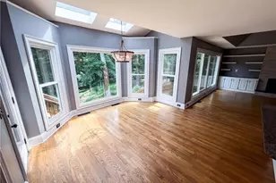 135 N Clublands Ct, Johns Creek, GA 30022 - Photo 16