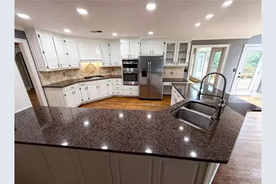 135 N Clublands Court, Johns Creek, GA 30022 - Photo 2
