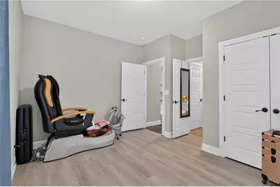 208 Shields Street, Winder, GA 30680 - Photo 10
