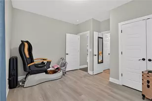 208 Shields St, Winder, GA 30680 - Photo 10