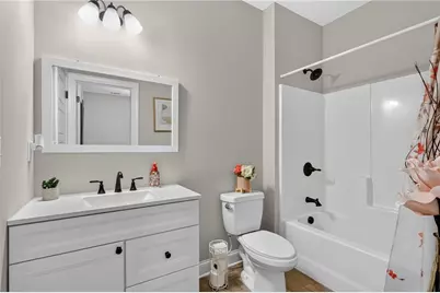 208 Shields Street, Winder, GA 30680 - Photo 12