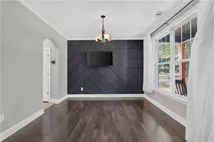 208 Shields St, Winder, GA 30680 - Photo 6