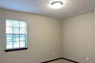 977 Leeward Ln, Jonesboro, GA 30238 - Photo 8