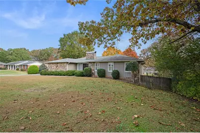 127 Windsor Drive, Calhoun, GA 30701 - Photo 2