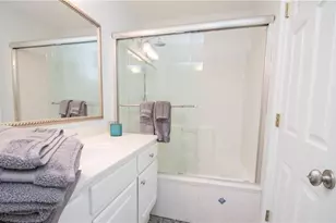 8 Northlake Cir, Peachtree City, GA 30269 - Photo 6