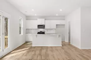 6073 Airedale Dr, Union City, GA 30291 - Photo 6