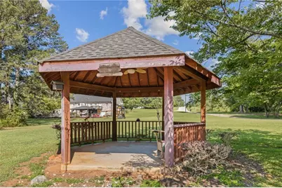 3906 Laurens Lane, Snellville, GA 30039 - Photo 36