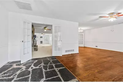 2831 Georgian Terrace, Marietta, GA 30068 - Photo 12