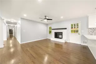 1701 Smithwood Dr, Marietta, GA 30062 - Photo 4