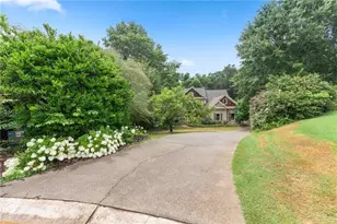7625 Old Saddle Ridge Way, Cumming, GA 30028 - Photo 10
