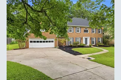 12135 N Hickory Trace, Alpharetta, GA 30004 - Photo 2