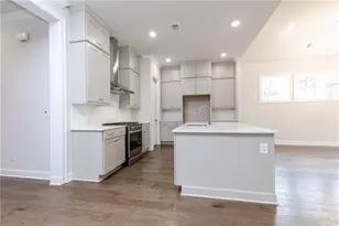879 Eastman Ct, Hoschton, GA 30548 - Photo 8
