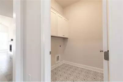879 Eastman Court, Hoschton, GA 30548 - Photo 6
