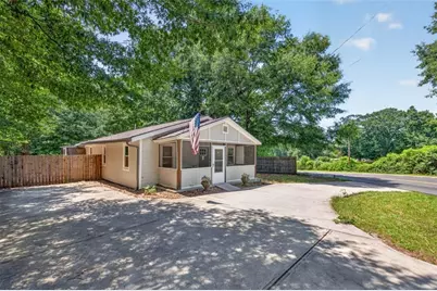 421 Maple Lane, Monroe, GA 30655 - Photo 4