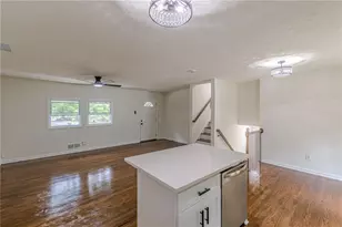 8285 Hemlock Dr, Jonesboro, GA 30238 - Photo 18