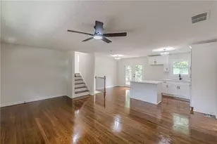 8285 Hemlock Dr, Jonesboro, GA 30238 - Photo 10