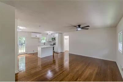 8285 Hemlock Drive, Jonesboro, GA 30238 - Photo 8