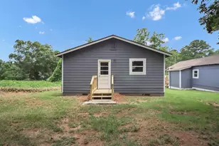 242 Jackson St, Barnesville, GA 30204 - Photo 22