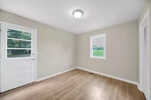 242 Jackson St, Barnesville, GA 30204 - Photo 18