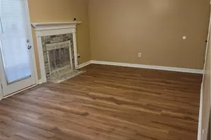 5595 Wells Cir, Stone Mountain, GA 30087 - Photo 6