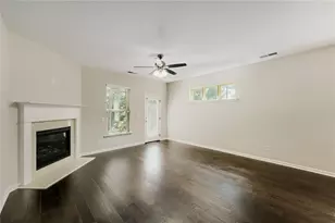 3080 Rivera Ct, Fairburn, GA 30213 - Photo 6