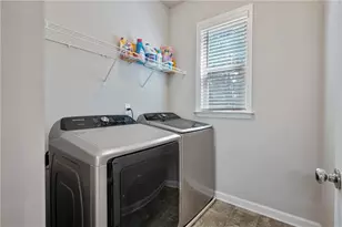 211 Mahone Dr, Lilburn, GA 30047 - Photo 14
