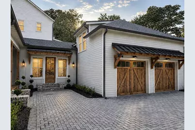 69 Maple Street, Roswell, GA 30075 - Photo 2