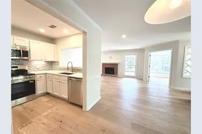211 Abingdon Way, Sandy Springs, GA 30328 - Photo 12
