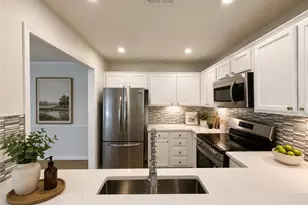 211 Abingdon Way, Sandy Springs, GA 30328 - Photo 4