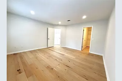 211 Abingdon Way, Sandy Springs, GA 30328 - Photo 18