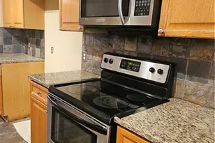 2545 Cobble Creek Ln, Grayson, GA 30017 - Photo 6