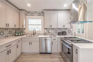 2272 Wallace Dr, Chamblee, GA 30341 - Photo 14
