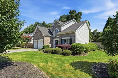 555 Kingsport Drive, Alpharetta, GA 30076 - Photo 2