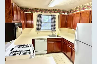 1303 Natchez Trace, Sandy Springs, GA 30350 - Photo 6