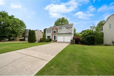 1339 Dalesford Drive, Alpharetta, GA 30004 - Photo 2