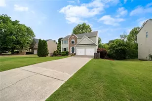 1339 Dalesford Dr, Alpharetta, GA 30004 - Photo 2