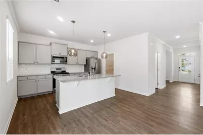 6801 Scarlet Oak Way, Flowery Branch, GA 30542 - Photo 8