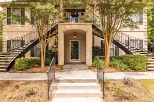 5 Plantation Dr NE, Atlanta, GA 30324 - Photo 2