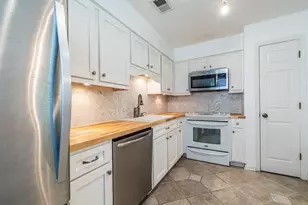 5 Plantation Dr NE, Atlanta, GA 30324 - Photo 10