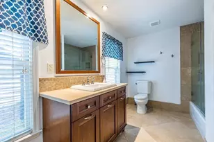 5 Plantation Dr NE, Atlanta, GA 30324 - Photo 20