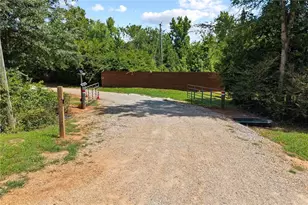 221 Columbus Dr, Homer, GA 30547 - Photo 70