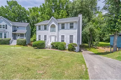 2402 Betsy Court SW, Marietta, GA 30008 - Photo 2