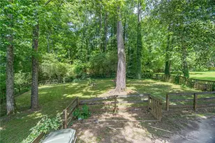 2402 Betsy Ct SW, Marietta, GA 30008 - Photo 38
