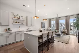 990 Bibbs Circle, Atlanta, GA 30318 - Photo 10