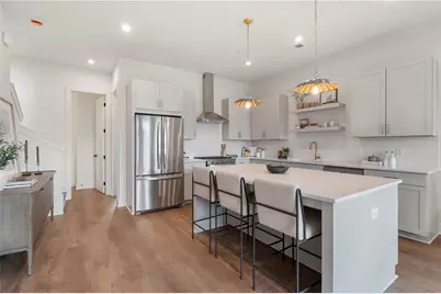 990 Bibbs Circle #34, Atlanta, GA 30318 - Photo 8