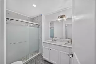 3040 Peachtree Rd NW, Atlanta, GA 30305 - Photo 12